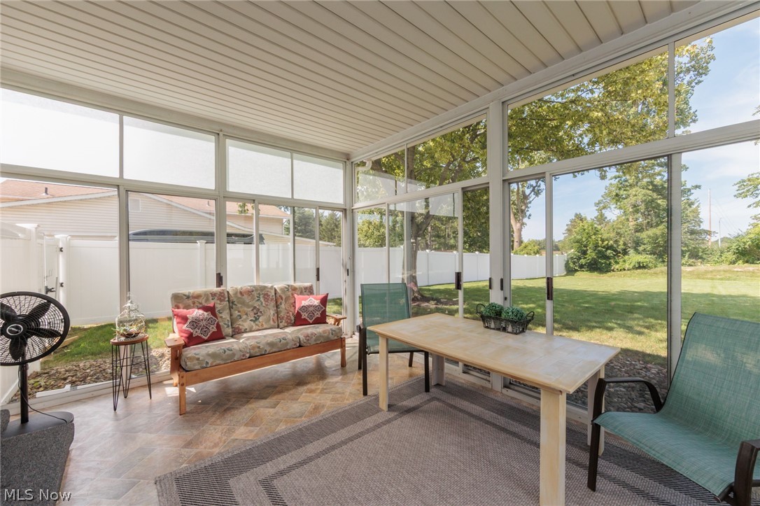 316 Crestview Drive Elyria OH 44035