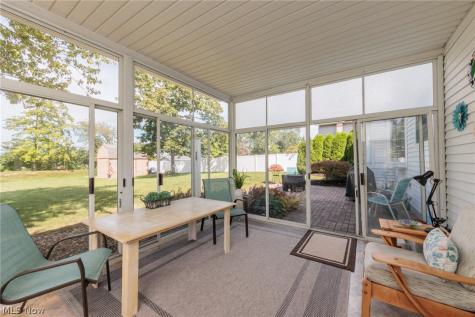 316 Crestview Drive Elyria OH 44035