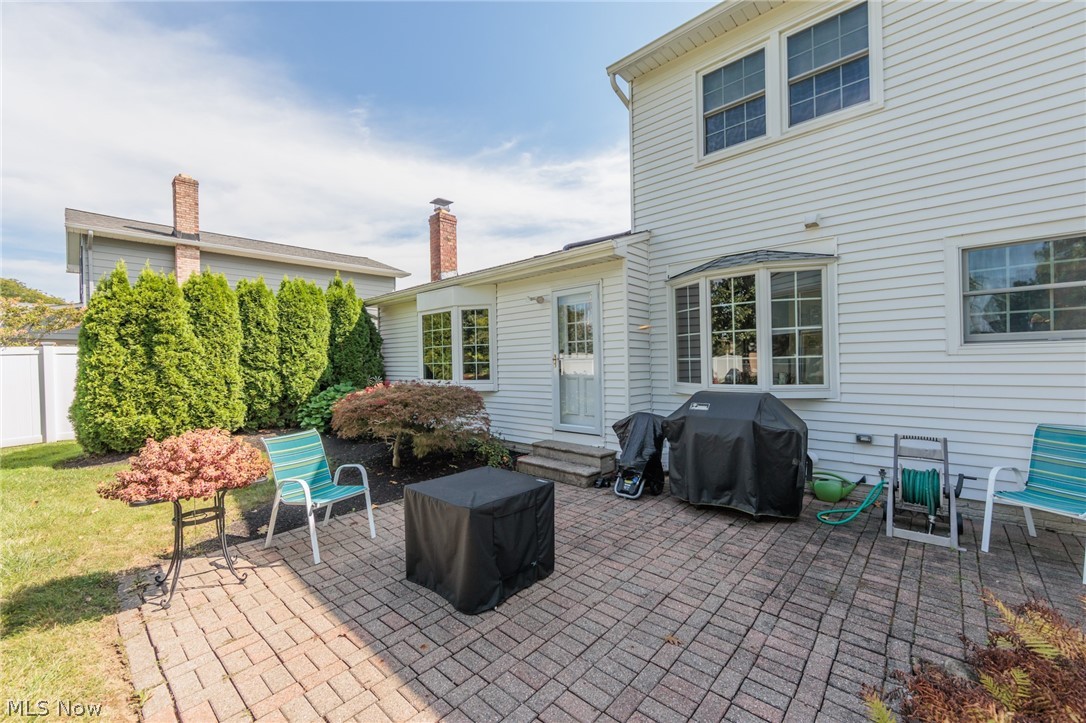 316 Crestview Drive Elyria OH 44035