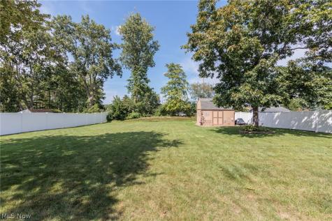 316 Crestview Drive Elyria OH 44035