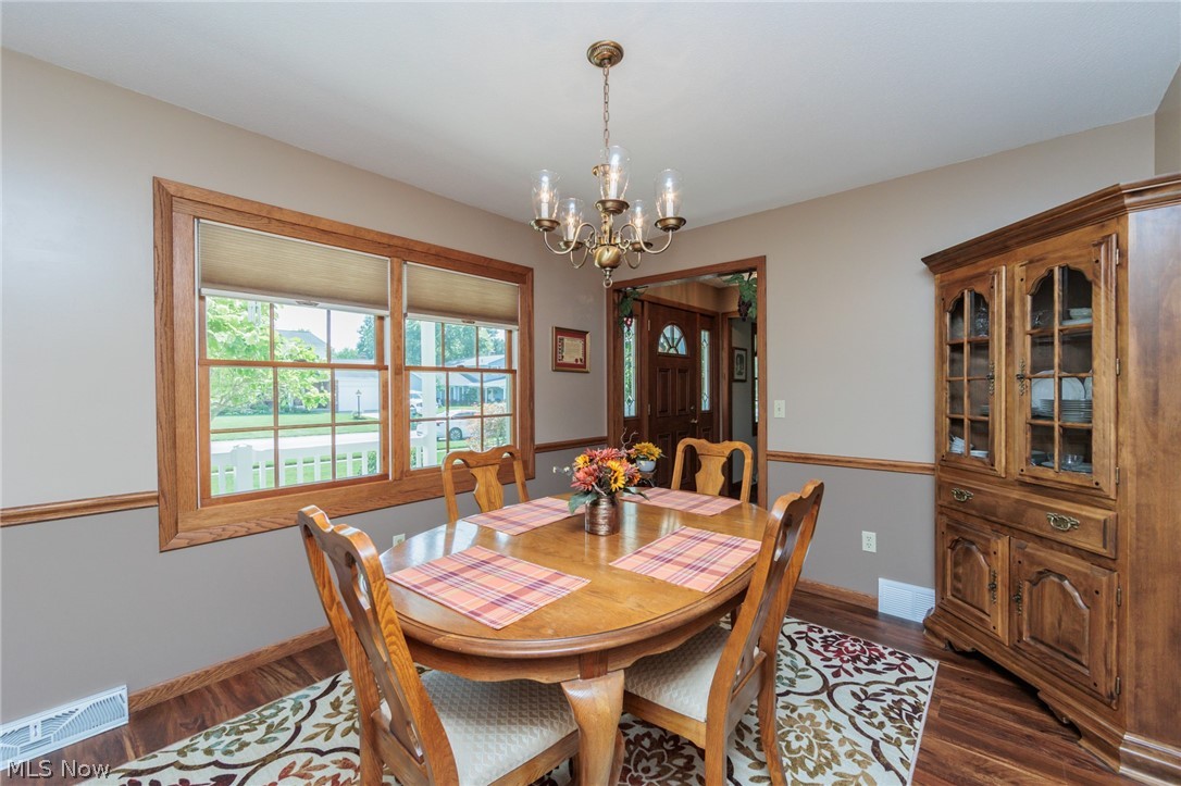 316 Crestview Drive Elyria OH 44035