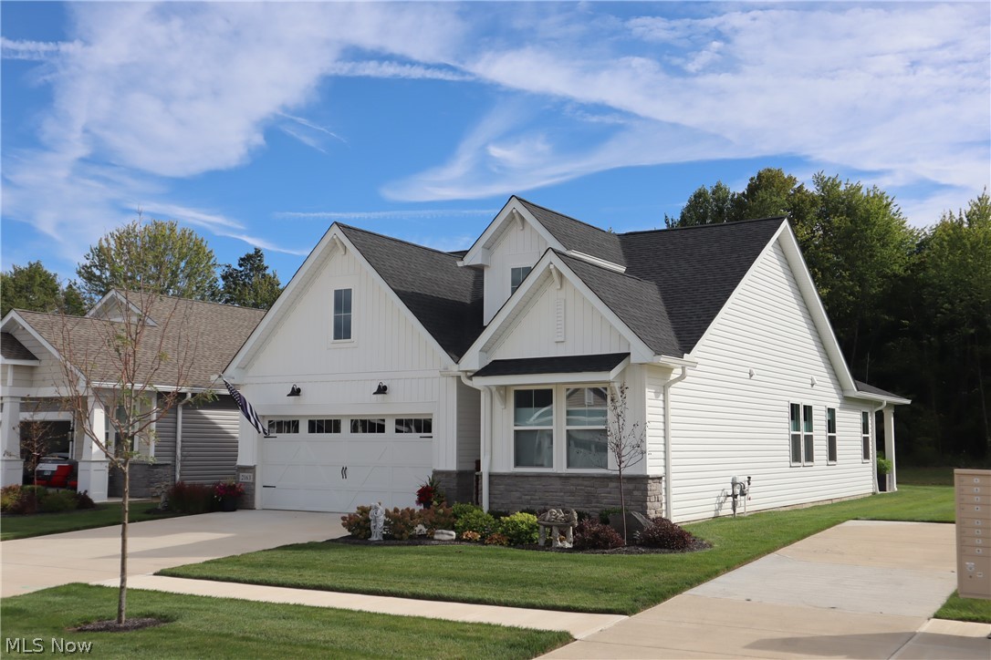 2163 Myla Way Elyria OH 44035