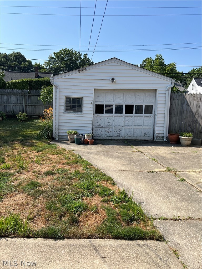 4234 Wilmington Road South Euclid OH 44121