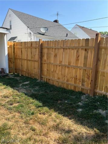 4234 Wilmington Road South Euclid OH 44121
