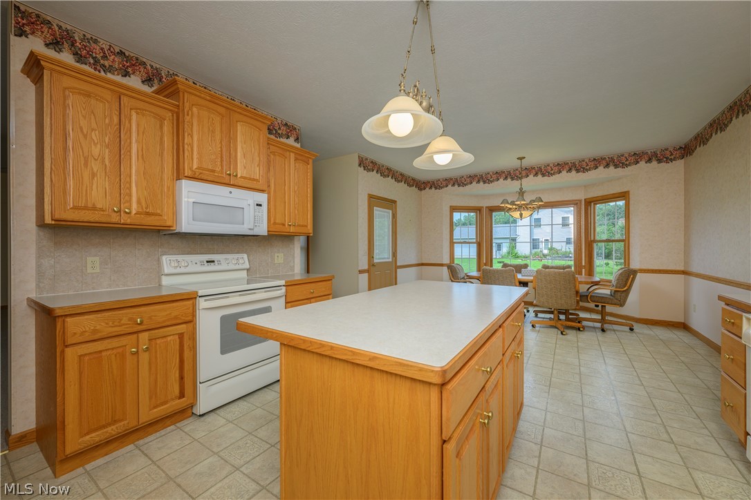 767 Mesa Verde Drive Barberton OH 44203