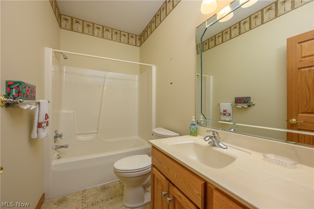767 Mesa Verde Drive Barberton OH 44203