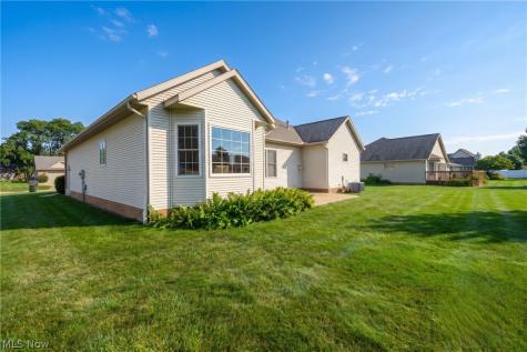 767 Mesa Verde Drive Barberton OH 44203