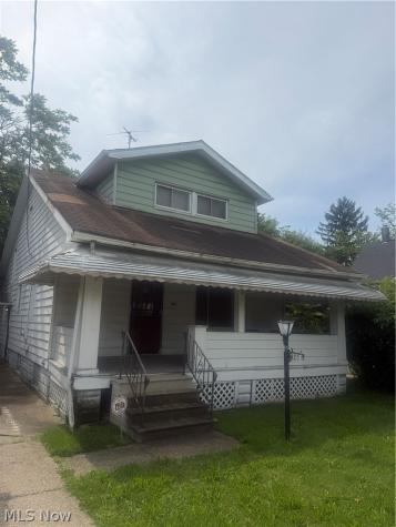 3702 E 104th Street Cleveland OH 44105