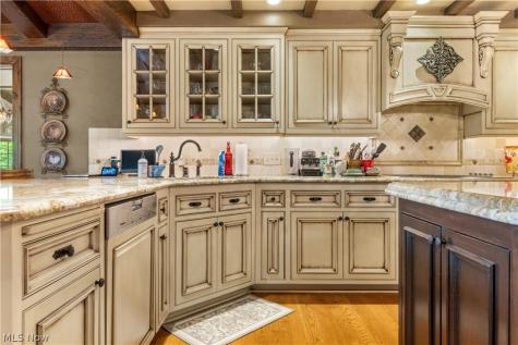 3089 Silver Lake Boulevard Silver Lake OH 44224
