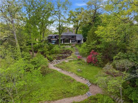 3089 Silver Lake Boulevard Silver Lake OH 44224