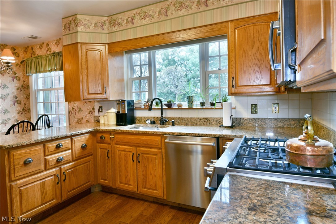 641 Fairway Drive NE Warren OH 44483