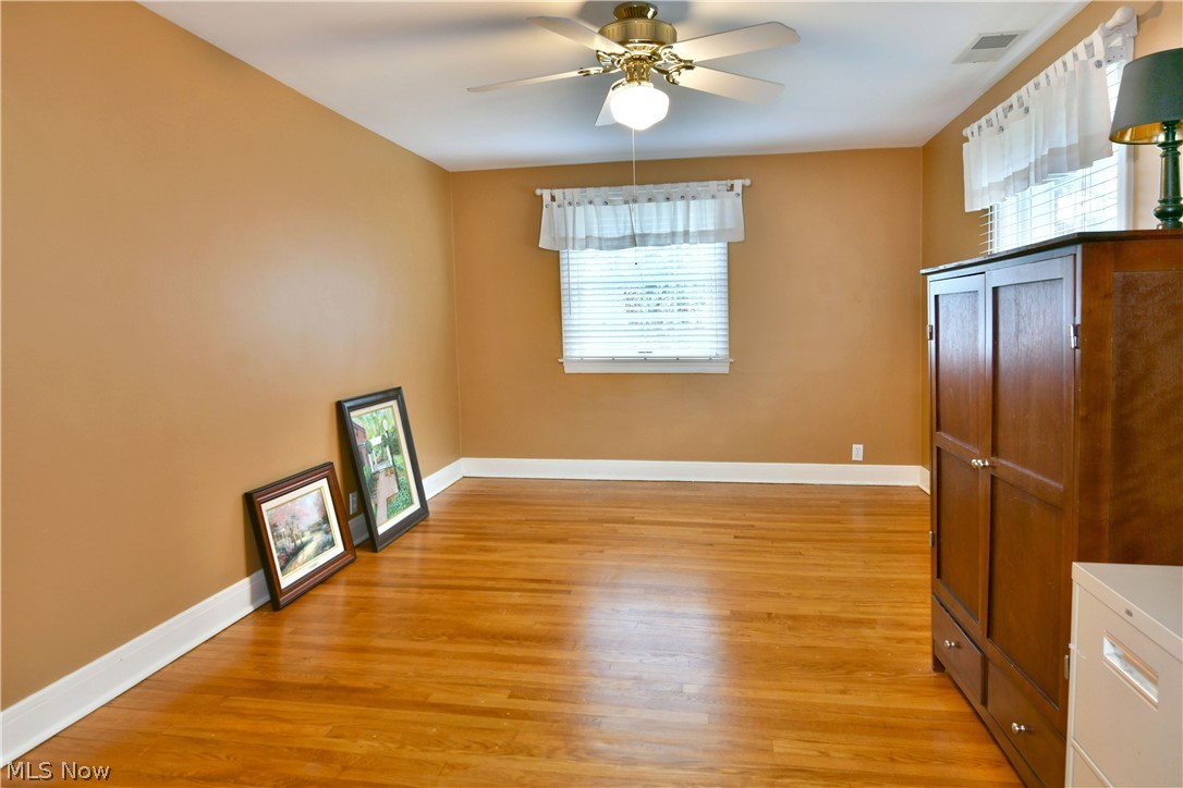 641 Fairway Drive NE Warren OH 44483