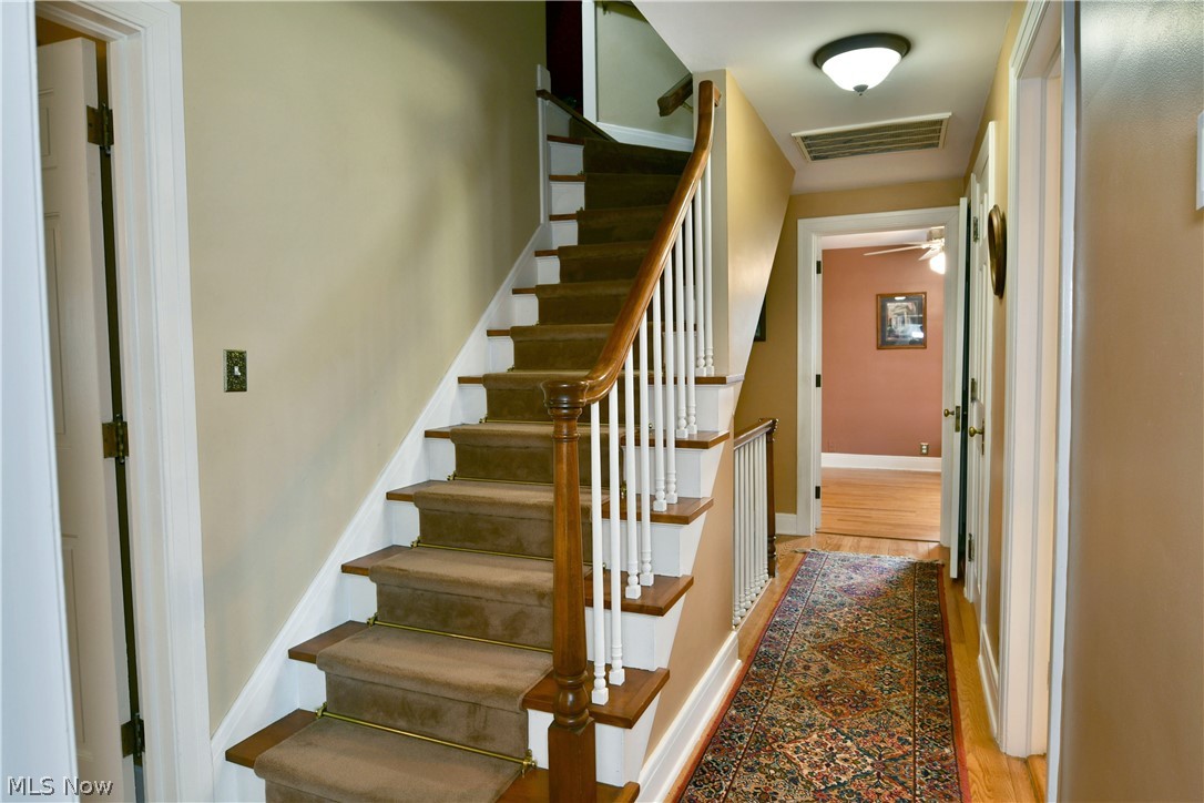 641 Fairway Drive NE Warren OH 44483