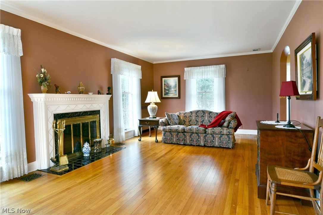 641 Fairway Drive NE Warren OH 44483