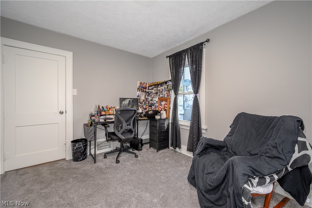 2266 Windemere Avenue Akron OH 44312