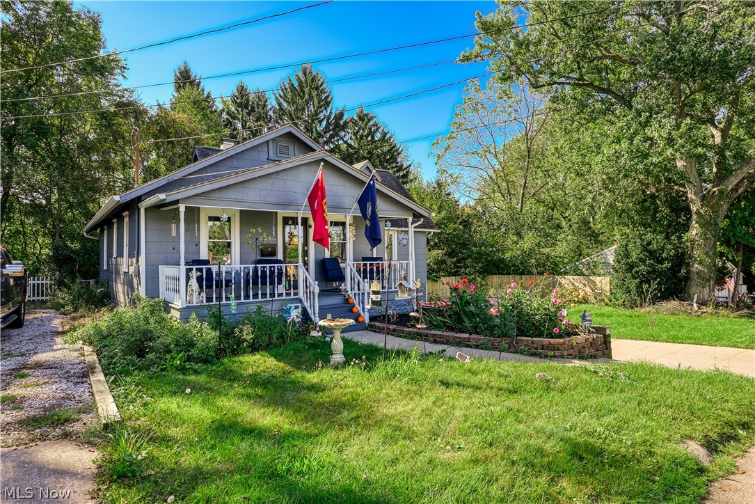 2266 Windemere Avenue Akron OH 44312