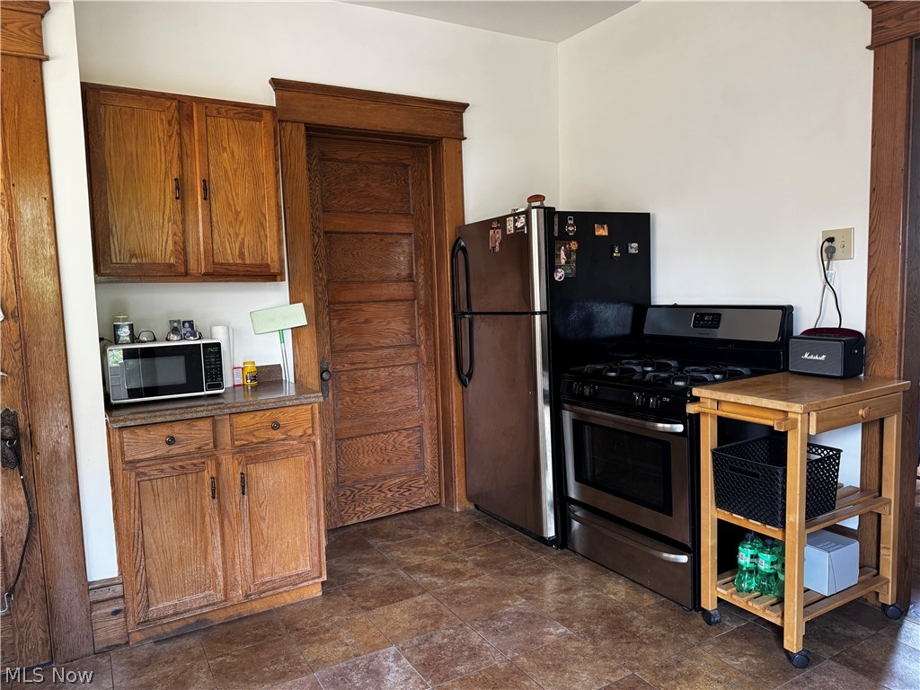 75 N Crawford Street Millersburg OH 44654