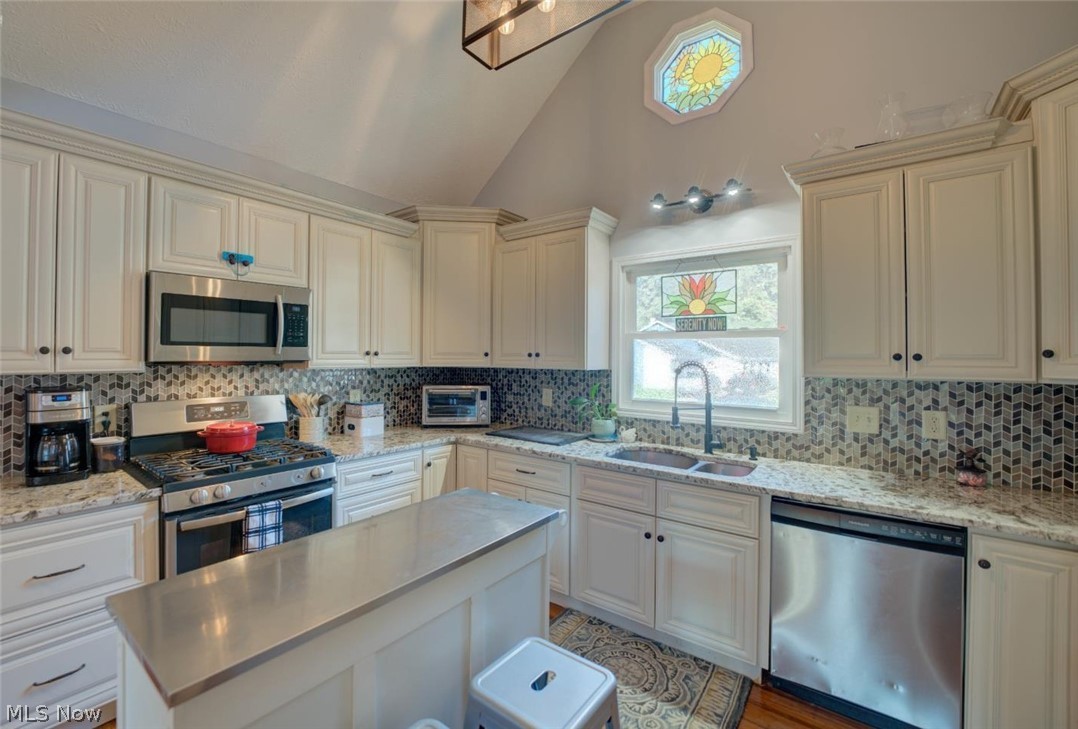 1460 Lexington Drive Vermilion OH 44089