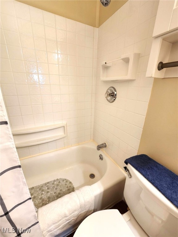 4128 Riverview Lane Lorain OH 44055