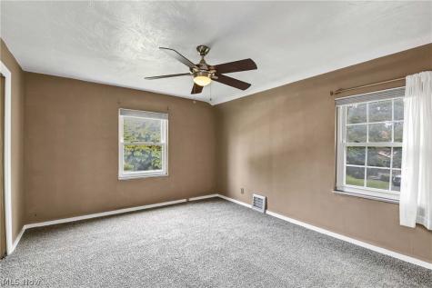 94 E 217th Street Euclid OH 44123