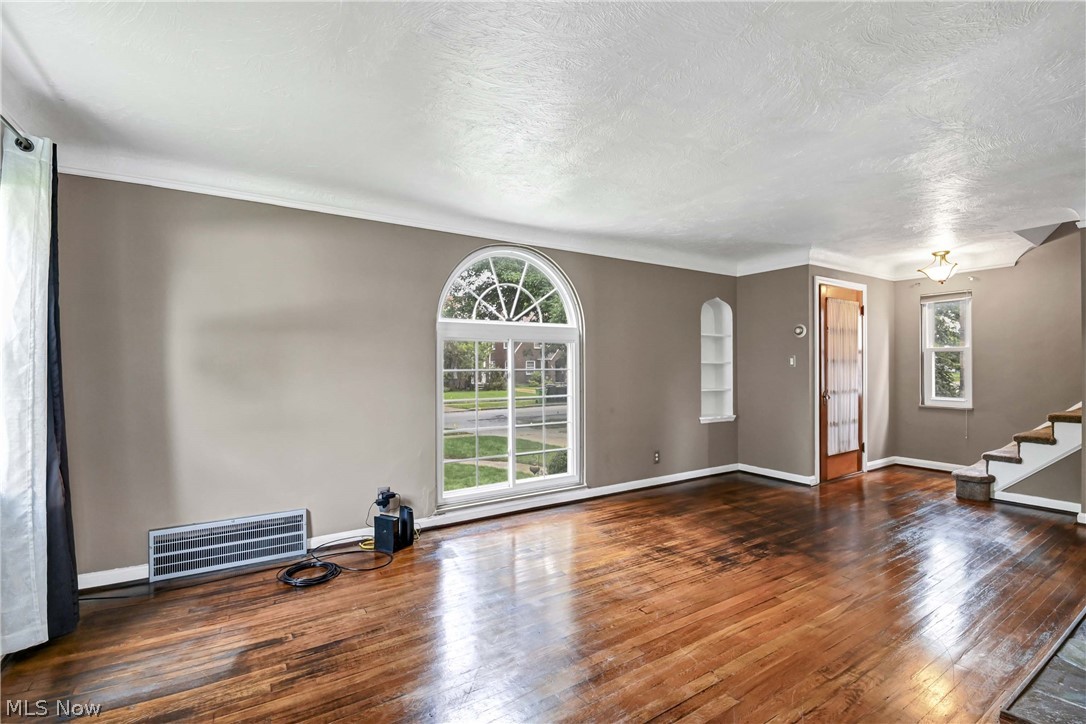94 E 217th Street Euclid OH 44123