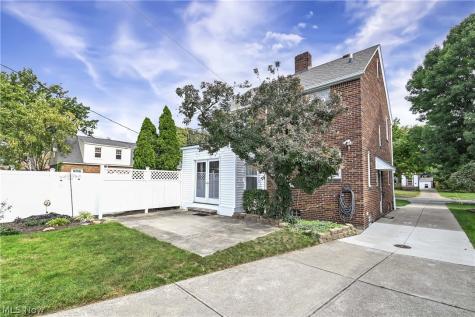 94 E 217th Street Euclid OH 44123