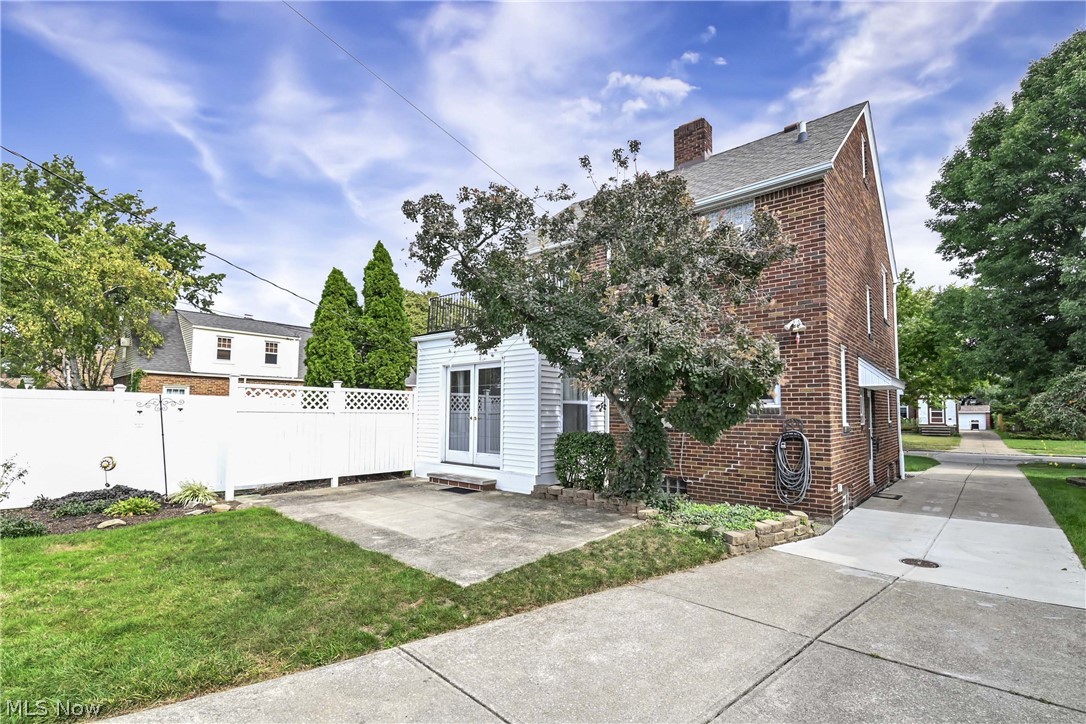 94 E 217th Street Euclid OH 44123