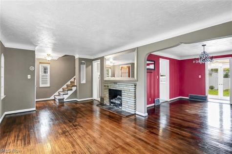 94 E 217th Street Euclid OH 44123