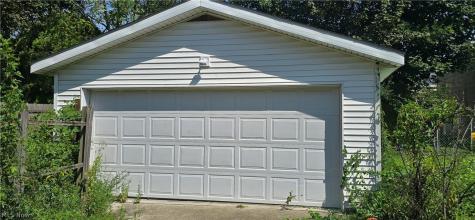 439 Delmar Avenue Akron OH 44310