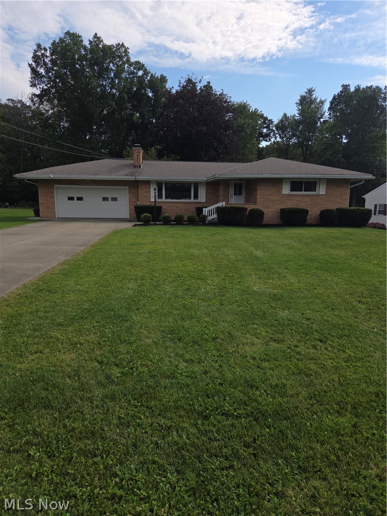 409 Durst Drive NW Warren OH 44483