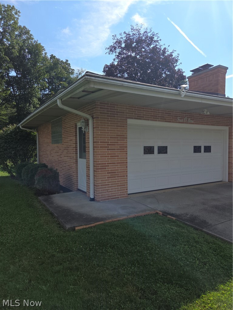 409 Durst Drive NW Warren OH 44483