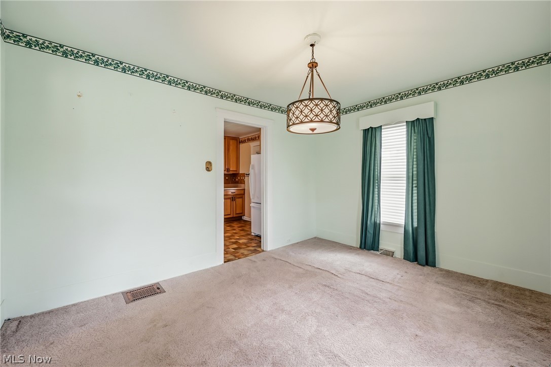 1224 Buena Vista Avenue NE Warren OH 44483