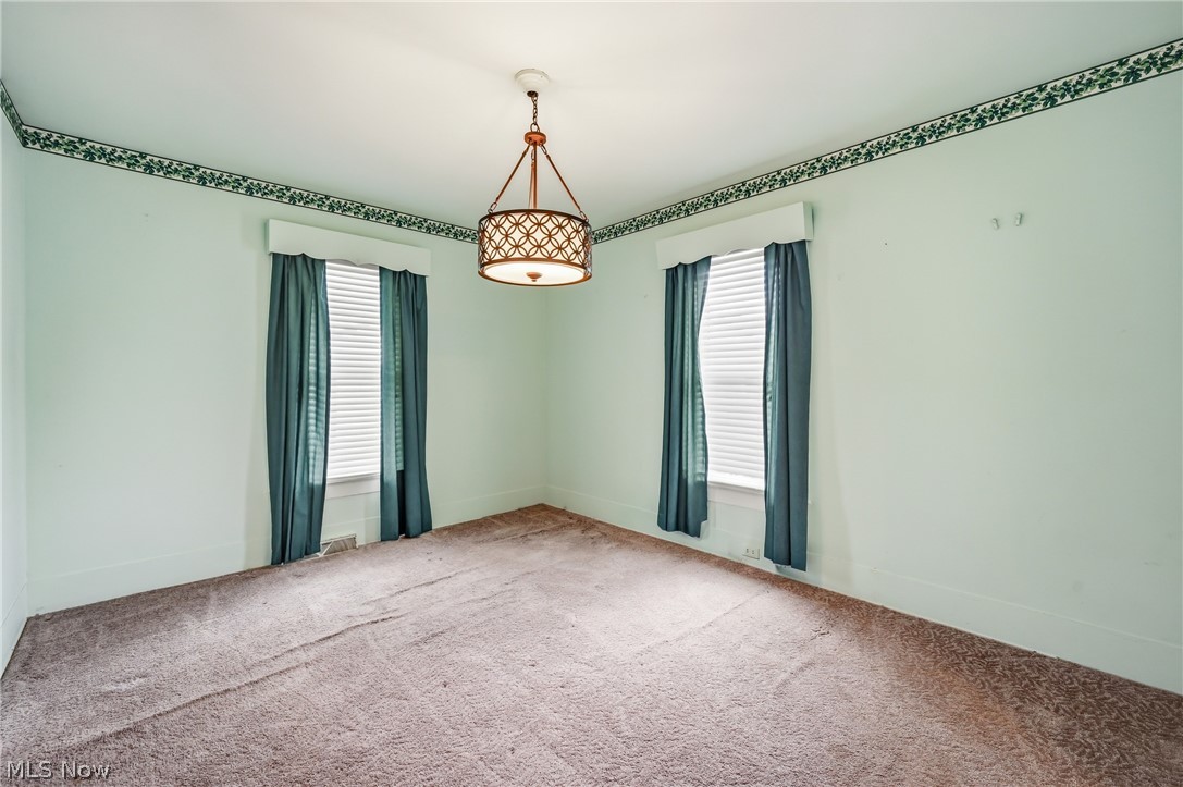 1224 Buena Vista Avenue NE Warren OH 44483