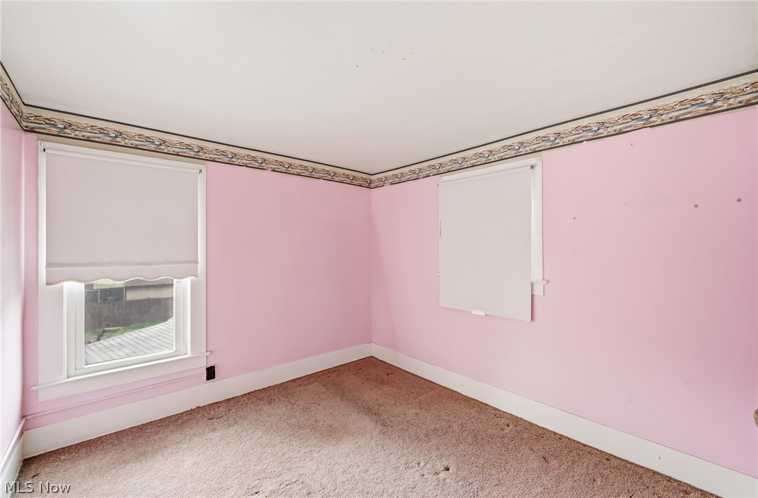 1224 Buena Vista Avenue NE Warren OH 44483