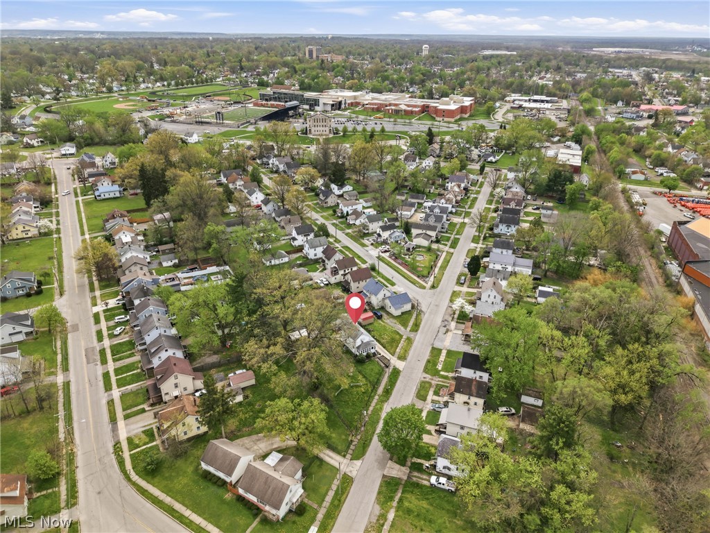 1224 Buena Vista Avenue NE Warren OH 44483