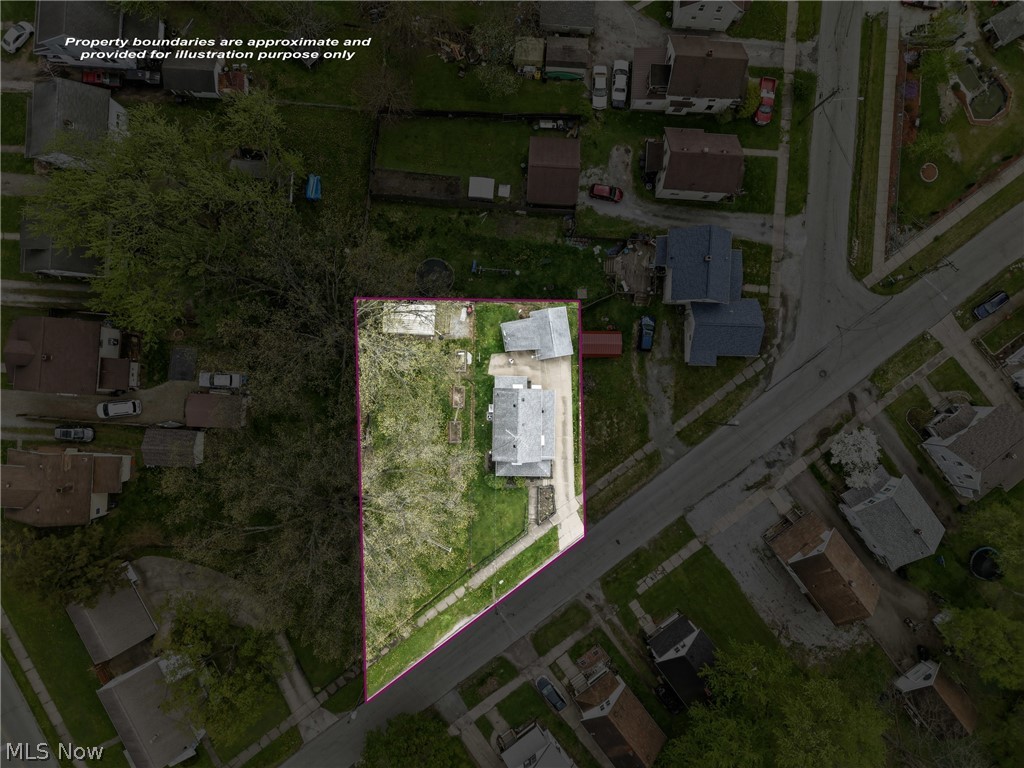 1224 Buena Vista Avenue NE Warren OH 44483