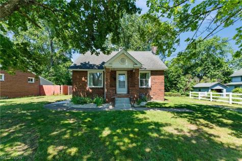 33 Parkway Boulevard Alliance OH 44601
