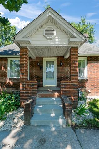 33 Parkway Boulevard Alliance OH 44601
