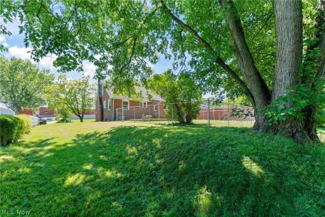33 Parkway Boulevard Alliance OH 44601
