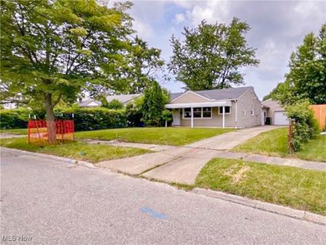 17209 Palda Drive Cleveland OH 44128