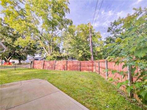 17209 Palda Drive Cleveland OH 44128