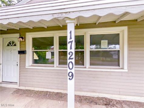 17209 Palda Drive Cleveland OH 44128