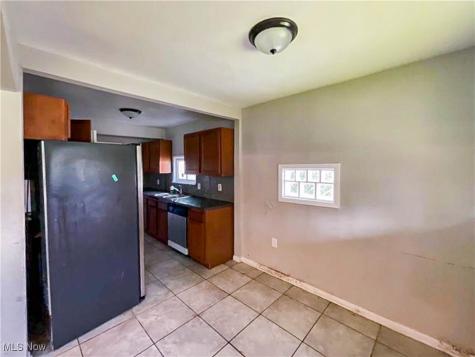 17209 Palda Drive Cleveland OH 44128