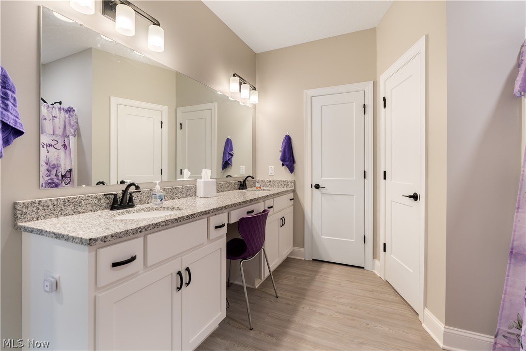 4462 Manchester Avenue NW North Lawrence OH 44666