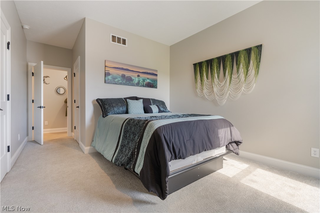 4462 Manchester Avenue NW North Lawrence OH 44666