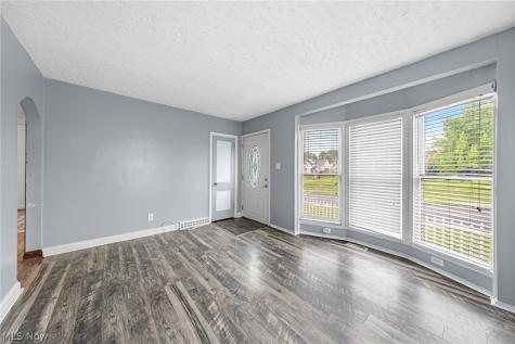 1714 S Liberty Avenue Alliance OH 44601