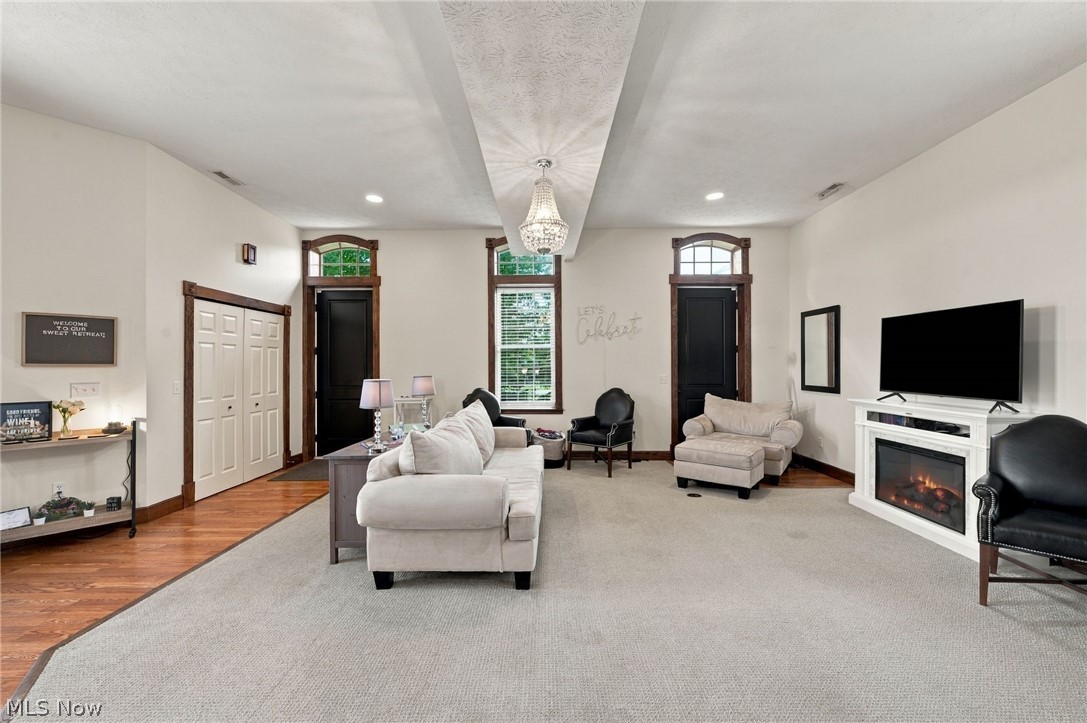 42764 Russia Road Elyria OH 44035