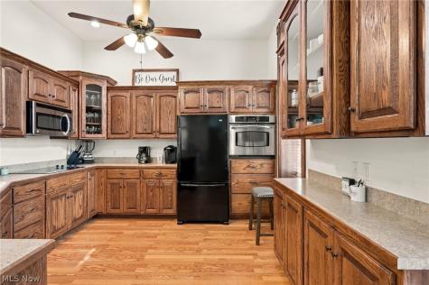 42764 Russia Road Elyria OH 44035