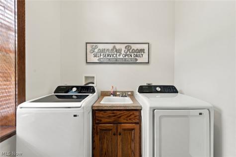 42764 Russia Road Elyria OH 44035