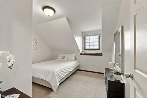 42764 Russia Road Elyria OH 44035